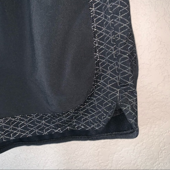 Columbia Reflective Athletic Shorts - Picture 2 of 3